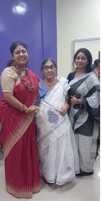 গুণীজন ২